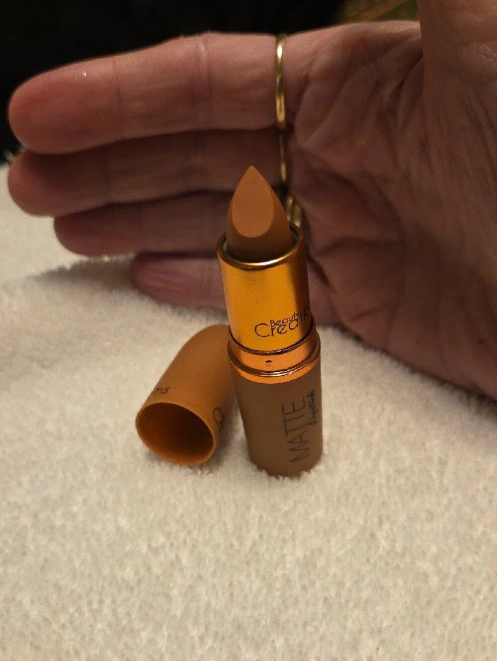NWOB - Beauty Creations Matte Lipstick - LS 13. Barely Naked Brand New